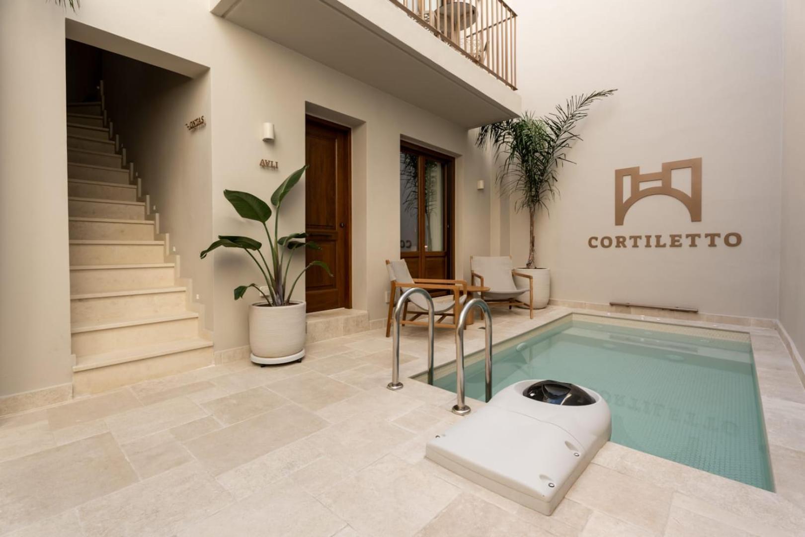 Cortiletto Timeless Suites Rethymno  Bagian luar foto